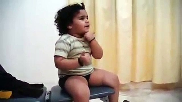 Cute Baby Singing and Dancing