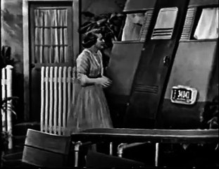 09. Burns & Allen Show Teenage Space Girls