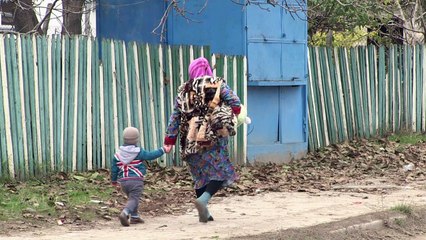 Economic woes abroad hit Moldova's migrant workers