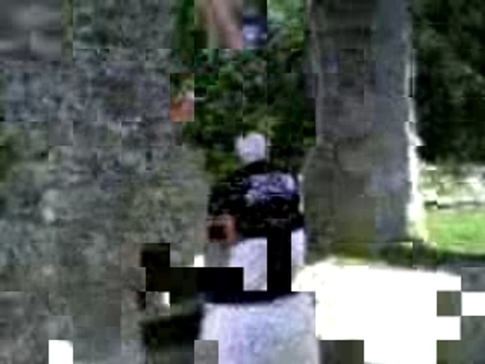 Pépé claude a la cloche