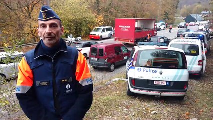 Contrôle De Police Pour L'opération Un Jour Sans