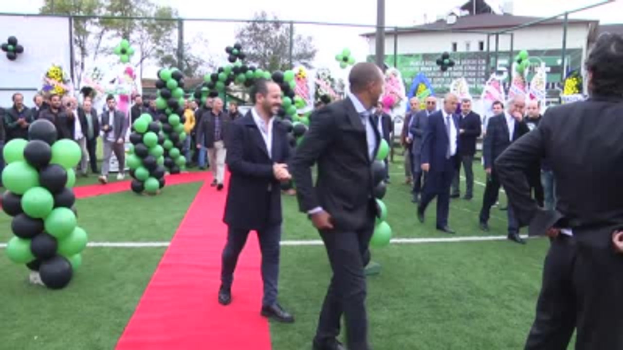 Sakaryaspor Tuncay Şanlı Ile Sözleşme Imzaladı