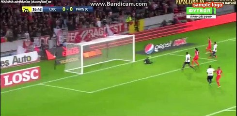 Good chance missed by Edinson Cavani  Lille 0-0 Pais SG - 28-10-2016