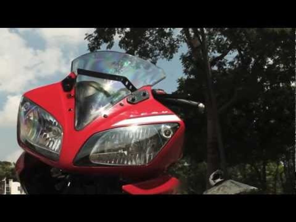 Yamaha R15 V2 Quick Review By MotorBeam
