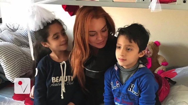Lindsay Lohan Supplying Energy Drinks to Syrian Refugees