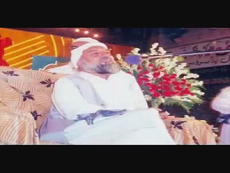 HIS HOLINESS Hazarat RIAZ AHMAD GOHAR SHAHI addressing in Allah Hoo Conference in Orangi Town, Karachi 1992  Part 2