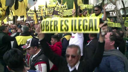 Taxistas de Buenos Aires marchan contra fallo en favor de Uber