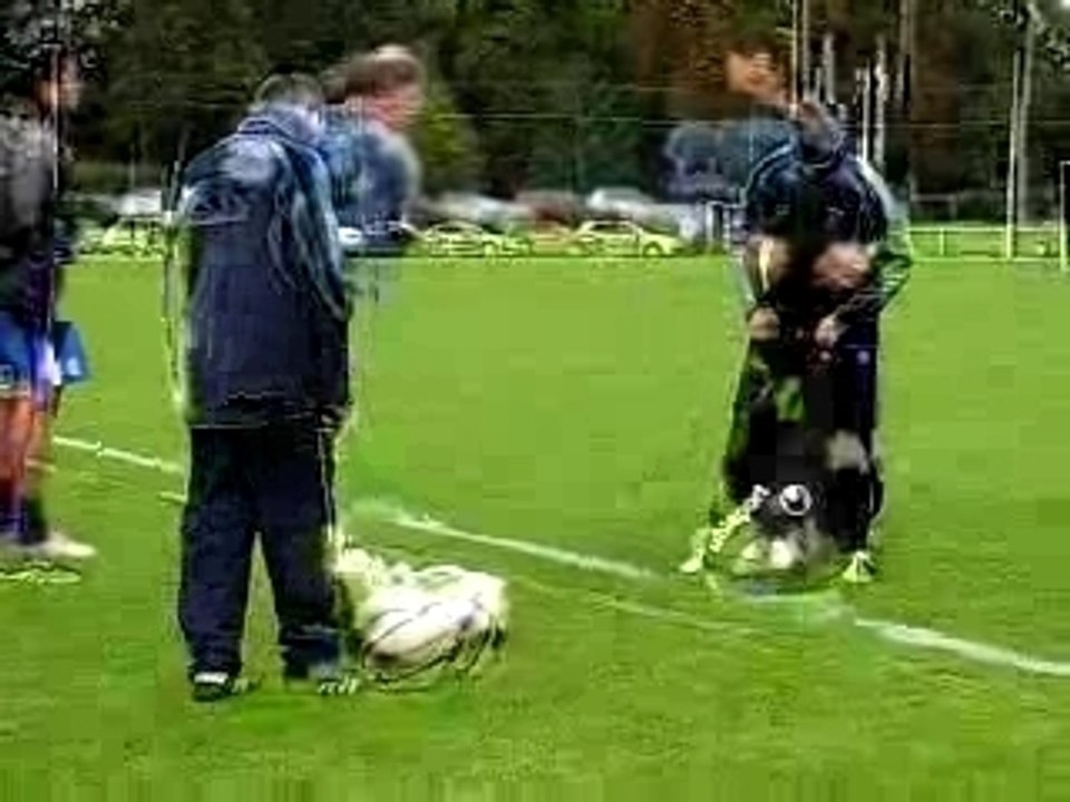 "Jean Fernandez range les balllons"