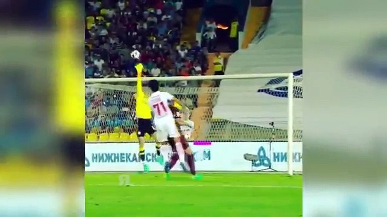 New 2016 Funny Football Vines Goals l Skills l Fails