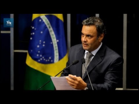 Aécio: Dilma está longe de cumprir promessas de 2010