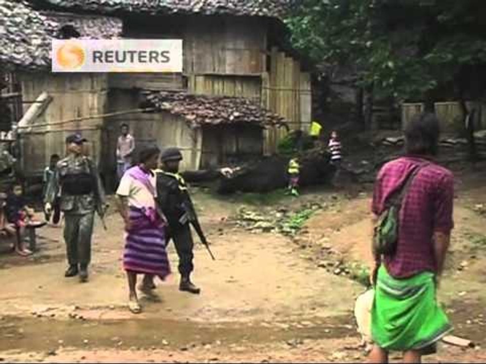 Thai military search refugee camp