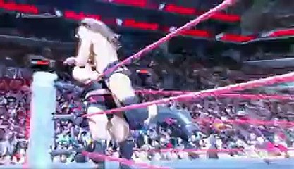 Big Cass vs. Rusev  Raw, Aug. 22, 201