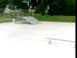 backside boardslide to fakie