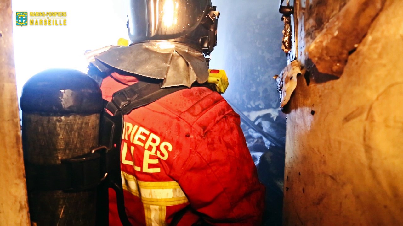 2016MBMP056_FEU D'APPARTEMENT CHEMIN DE LA MADRAGUE VILLE