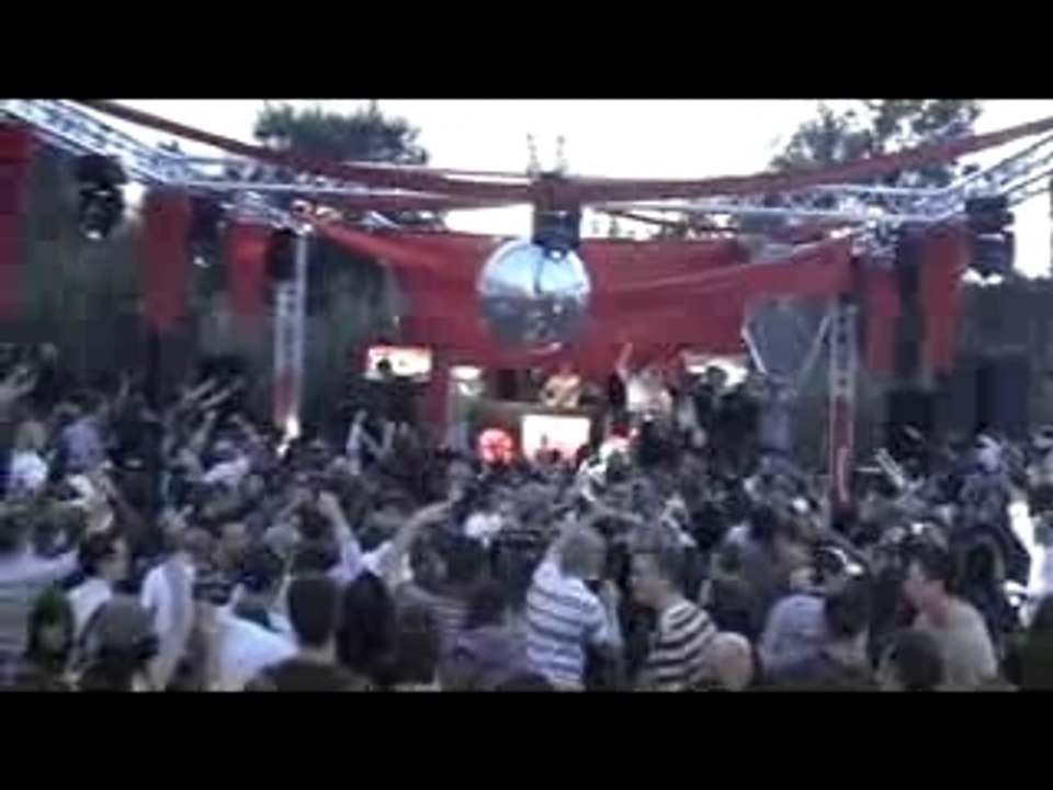 TOMORROWLAND 2007
