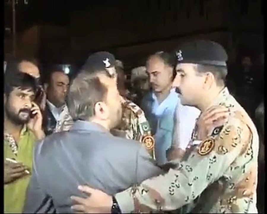 Exclusive Video of Clear Conversation Between Rangers & Farooq Sattar While Arresting
