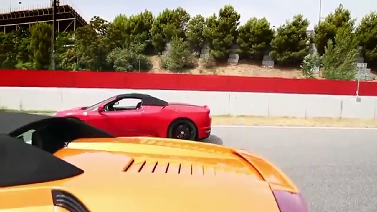 FERRARI vs LAMBORGHINI 2016