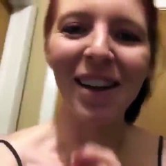 Ce mec infidèle va se faire piéger par ses deux petites amies...