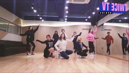 Twice 'Truth' mirrored Dance Practice