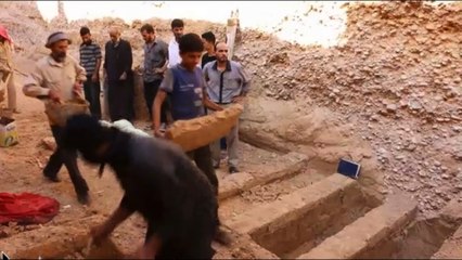 En Syrie, les cimetières débordent