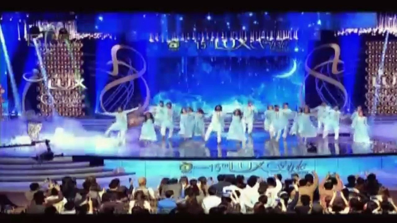 Mahira Khan's Full Performance at Lux Style Award