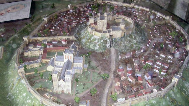 10 Incredible Unearthed Ancient Megastructures