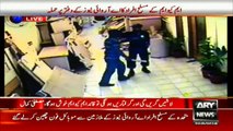 ARY News Headlines 23 August 2016, CCTV footage of MQM workers' attack on ARY News office