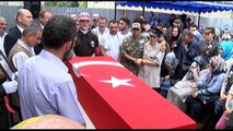 Şehit Uzman Çavuş Murat Durmaz Trabzon'da son yolculuğa uğurlandı