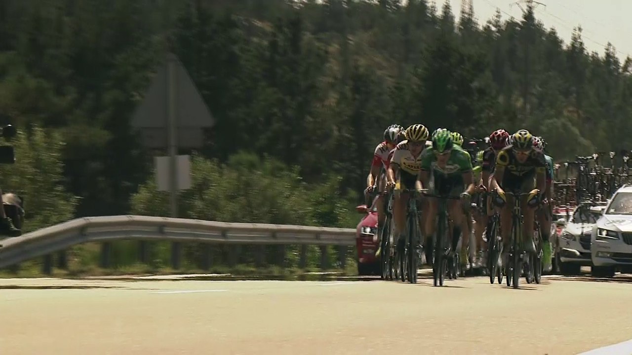 101 KM a meta / to go - Etapa 4 (Betanzos /  San Andrés de Teixido) - La Vuelta a España 2016