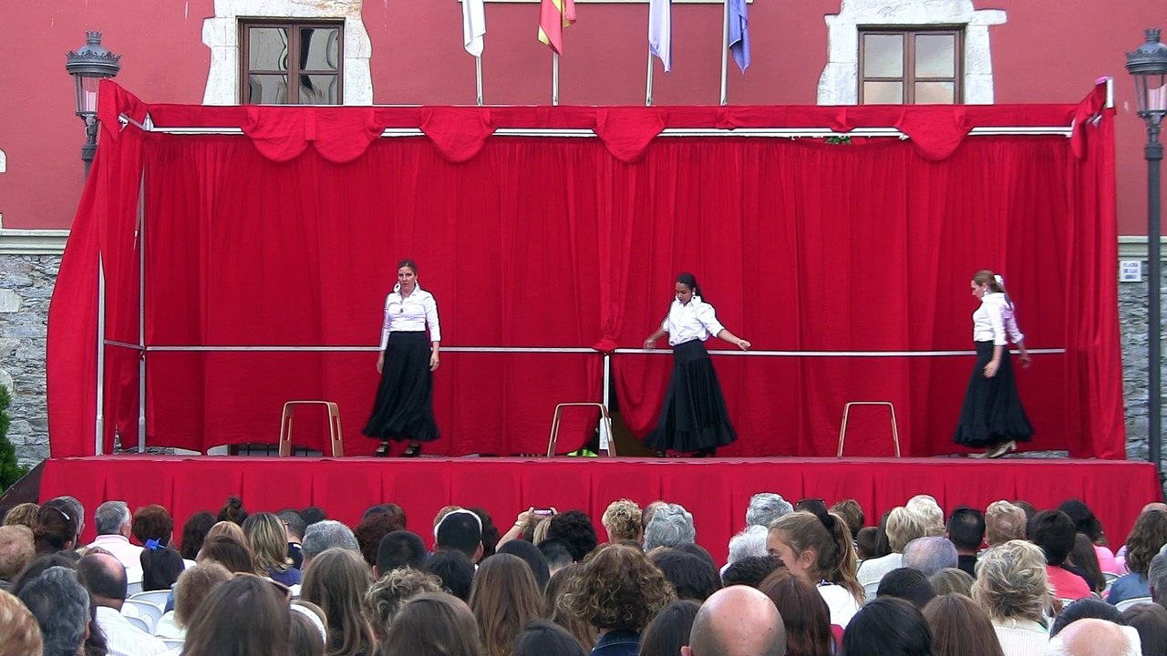 La noche - Las Zapatillas Rojas 2016