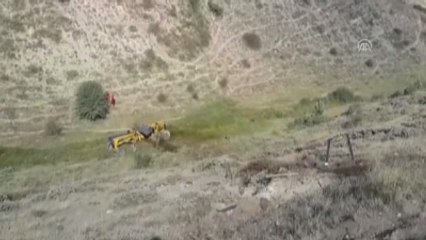Uçuruma Yuvarlanan İş Makinesinin Operatörü Öldü