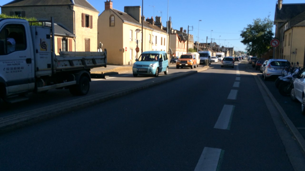 Convoi exceptionnel bloqué : important bouchon ce mardi soir