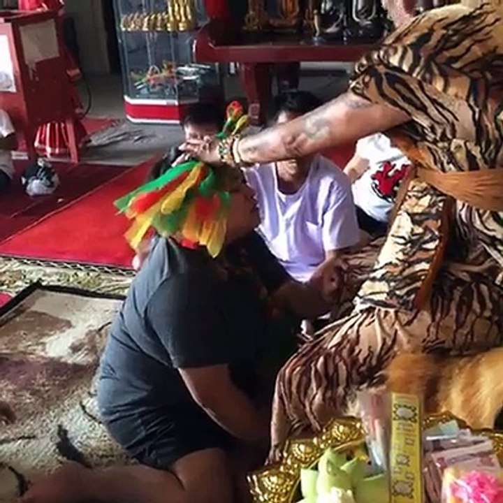 โดนของมา ( แรงมาก) พ่อปู่พุทธฤาษีเทพนรสิงห์  พัทยา