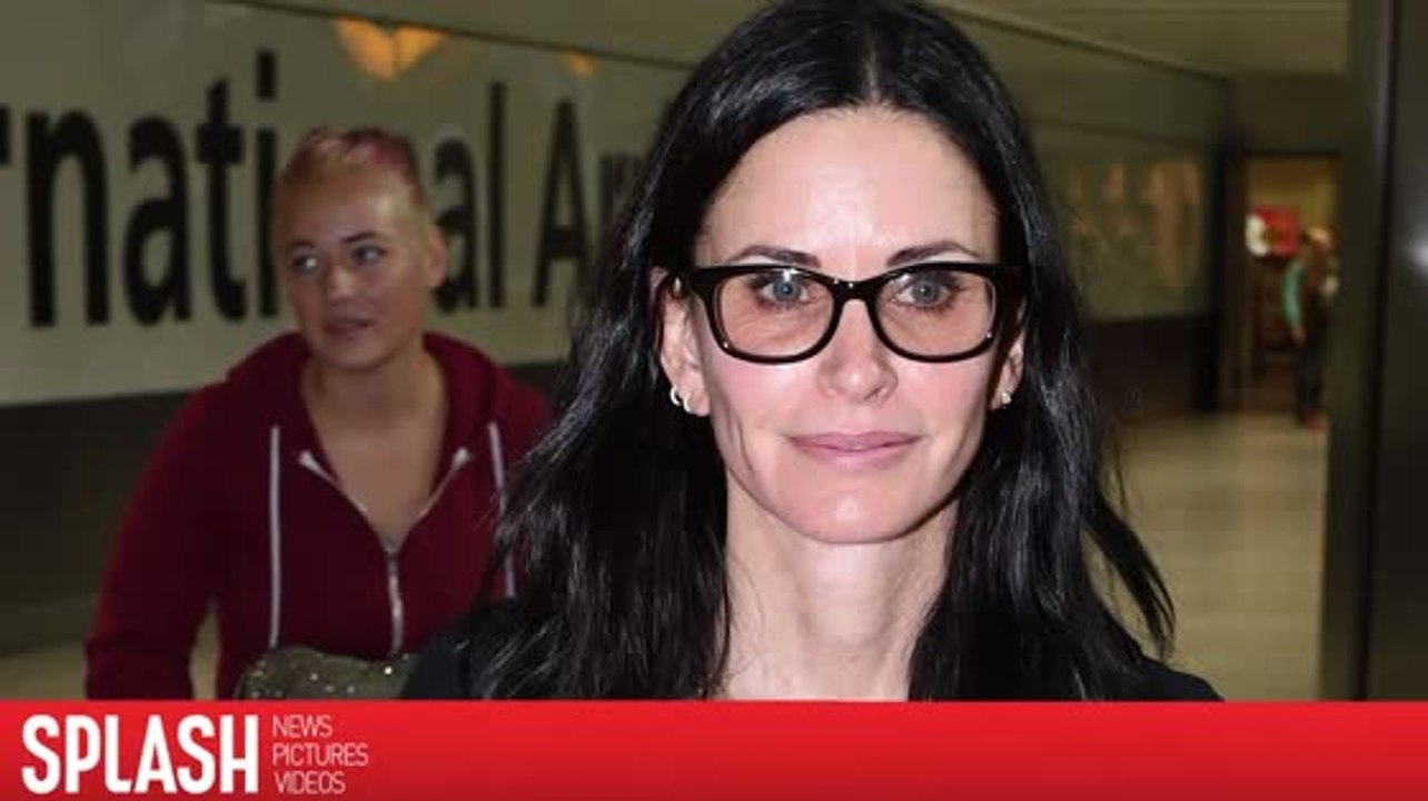 Courteney Cox admite que se vio 'horrible' luego de procedimientos de los que se arrepiente