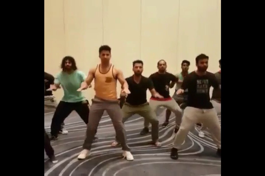 Varun Dhawan Dance on Beat Pe Booty