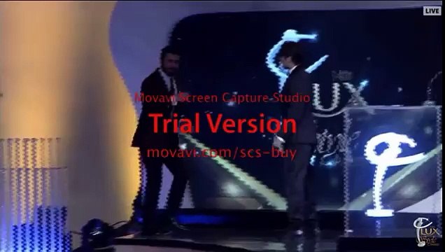 Fawad Khan Mahira Khan and Ali Zafar Teasing Each Other - Lux Style Awards