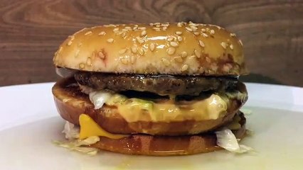 Ca donne quoi l'acide sulfurique sur un Big Mac ?