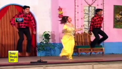 SHEHZADI MUJRA - ZARA THORA JINA PICHE -   NEW SEXY MUJRA 2016