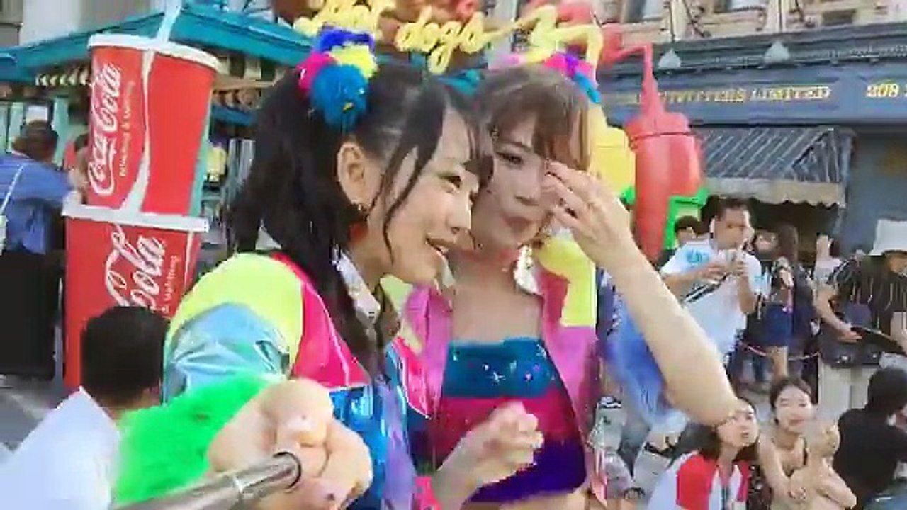 Showroom AB48 Part 160823