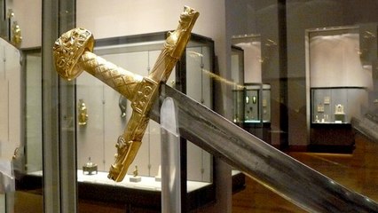 Top 10 Famous and Deadly Swords In History