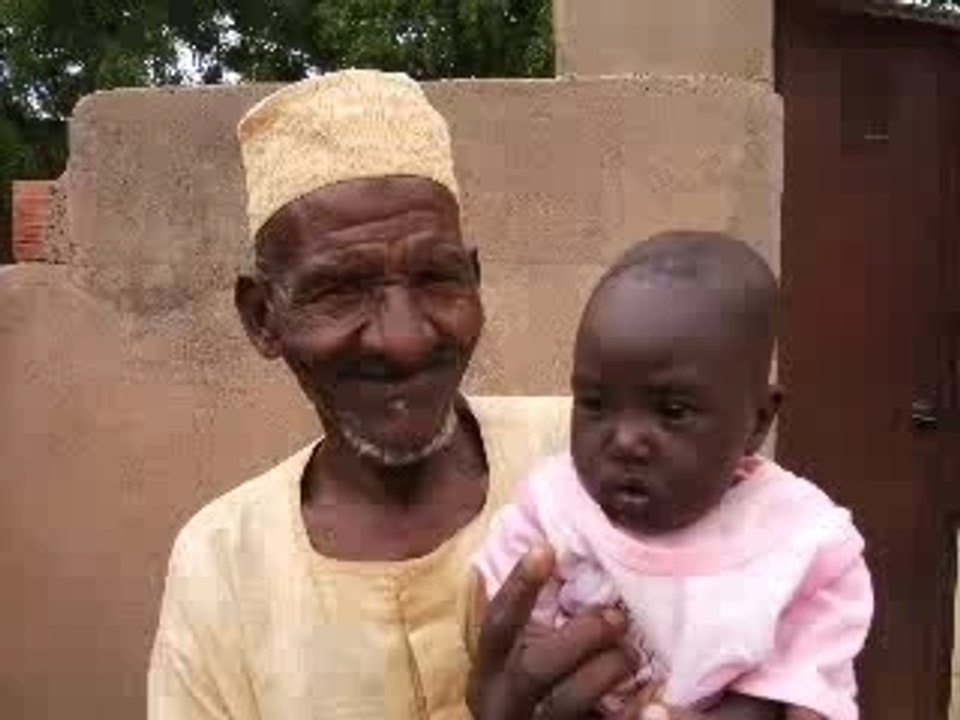 Notre aide alimentaire à Korgom en 2005