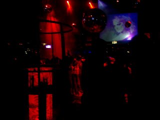 istanbul gece hayatı club, reina , dans , müzik , kop kop