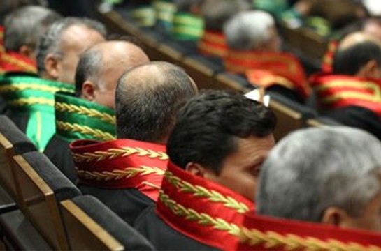 2 Bin 847 Hakim ve Savcı Meslekten İhraç Edildi