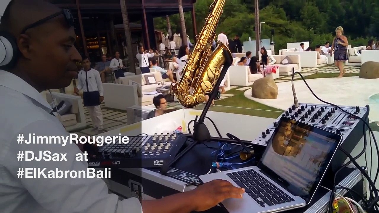 Deep House Sax - Teaser The DJ Revolution - Aah! A new lifestyle DJ