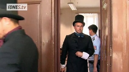 Soud rozhodl, že krádež standarty prezidenta republiky nebyla trestným činem!