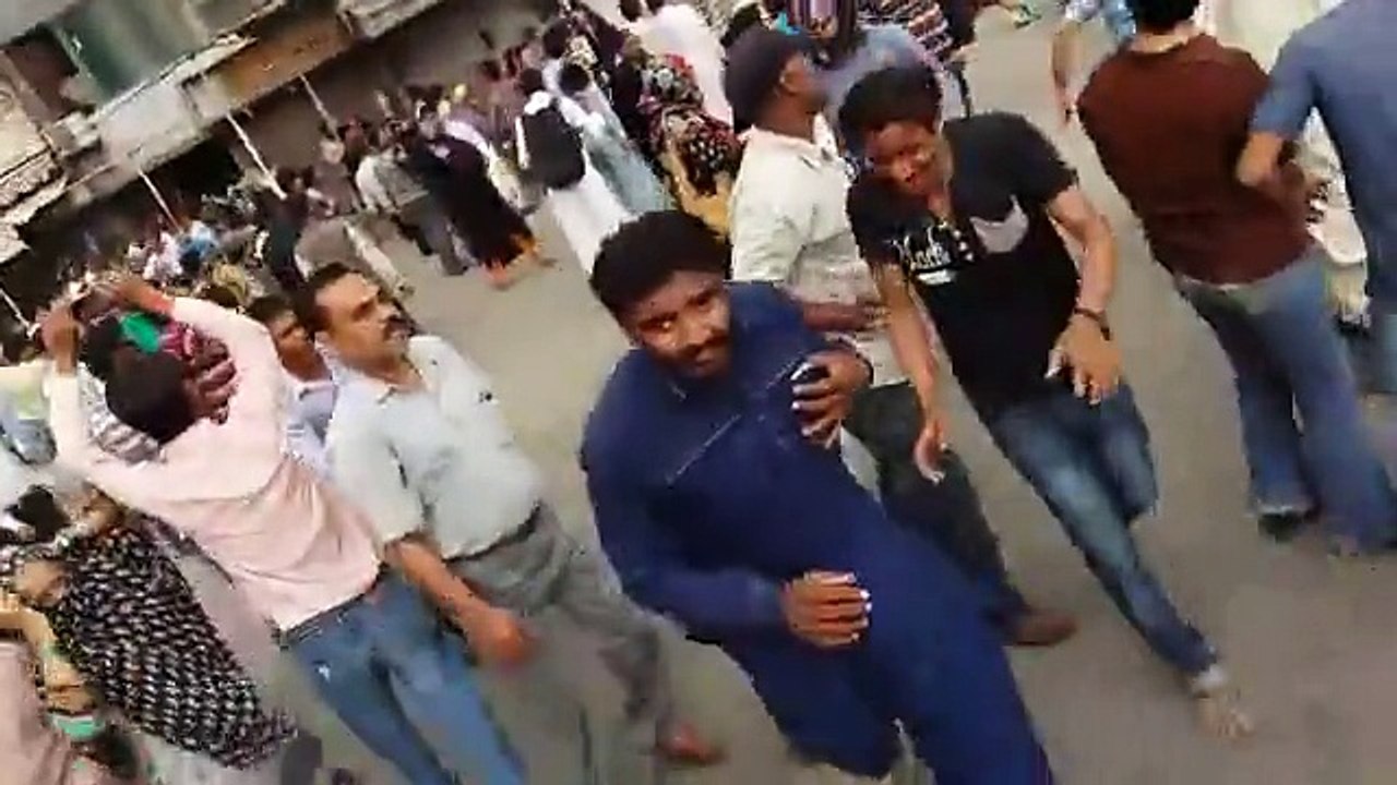 Altaf Hussain ny ARY K DAFTAR PER FIRING KARWAI CCTV