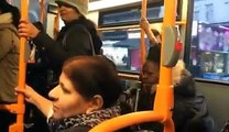 Asian woman fight with a Black woman in a bus in London