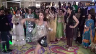 BRAND NEW hot video RIMAL ALI MUJRA AT DANCE PARTY 2016 -