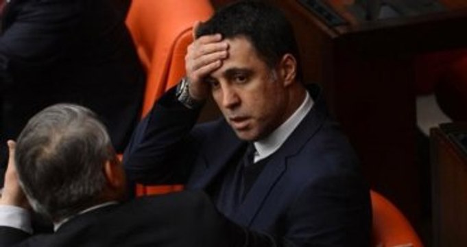 Hakan Şükür FETÖ Soruşturması Ailesine Uzanınca Geri Adım Attı