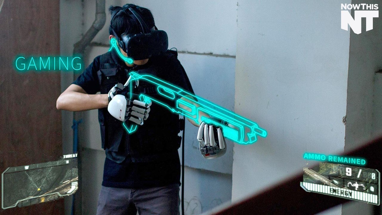 Exoskeleton Lets You Feel Objects in Virtual Reality